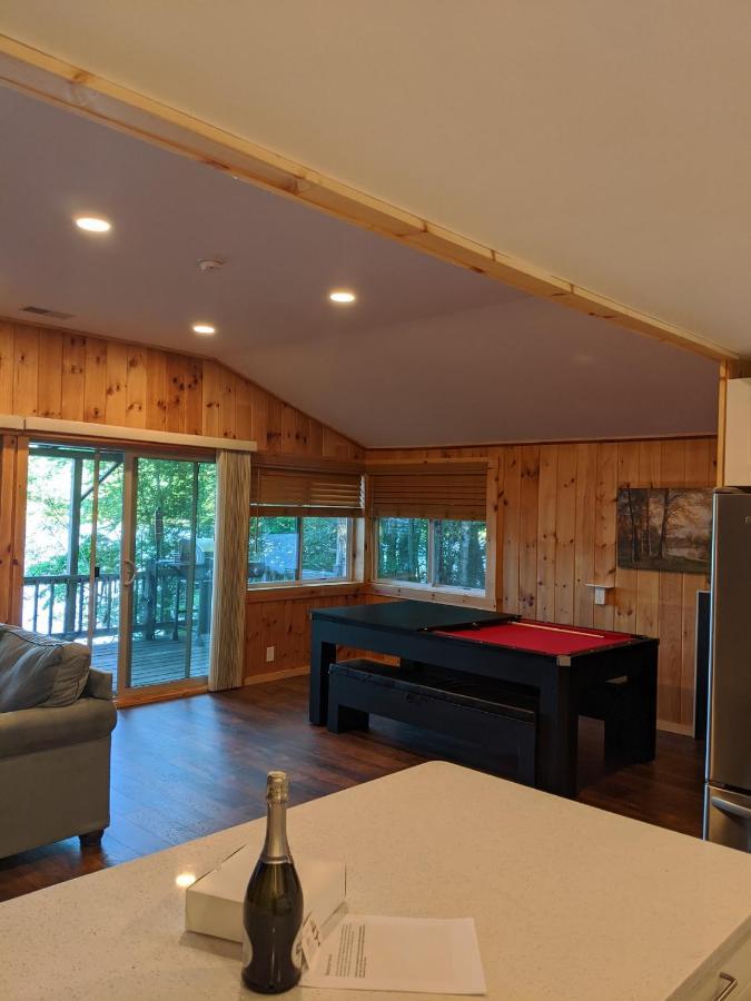 Villa Panoramic Water Views , Cozy House In Henniker ,Nh Extérieur photo