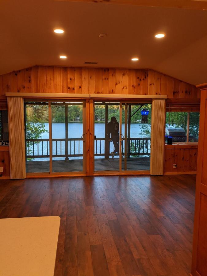 Villa Panoramic Water Views , Cozy House In Henniker ,Nh Extérieur photo