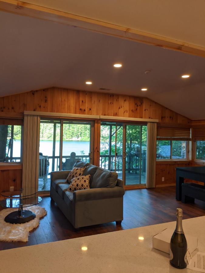 Villa Panoramic Water Views , Cozy House In Henniker ,Nh Extérieur photo
