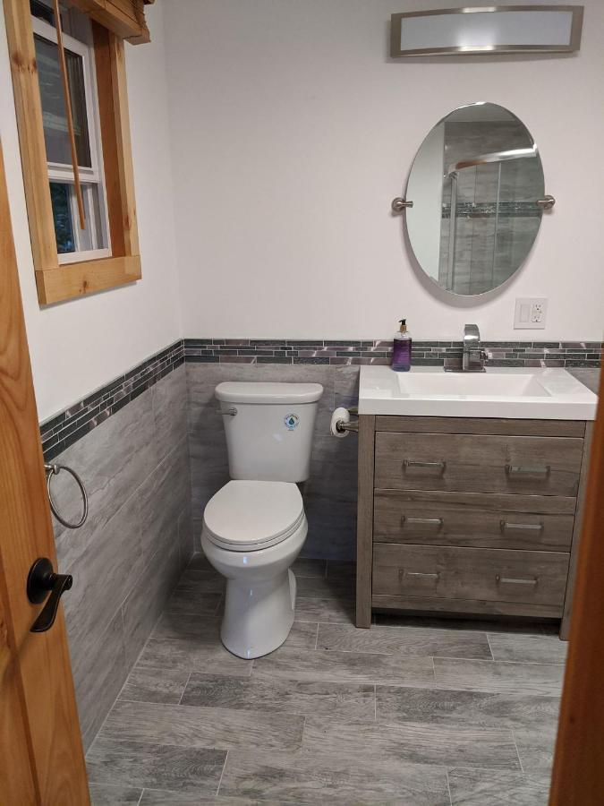 Villa Panoramic Water Views , Cozy House In Henniker ,Nh Extérieur photo