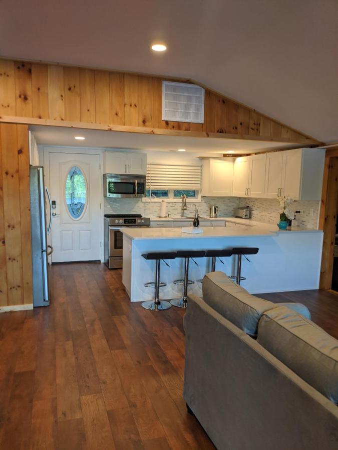 Villa Panoramic Water Views , Cozy House In Henniker ,Nh Extérieur photo