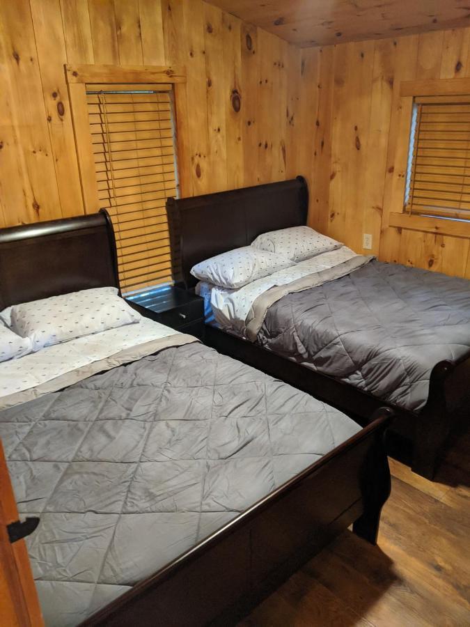 Villa Panoramic Water Views , Cozy House In Henniker ,Nh Extérieur photo